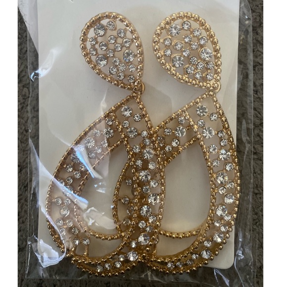 Gold oversized embellished earrings! - Picture 3 of 3